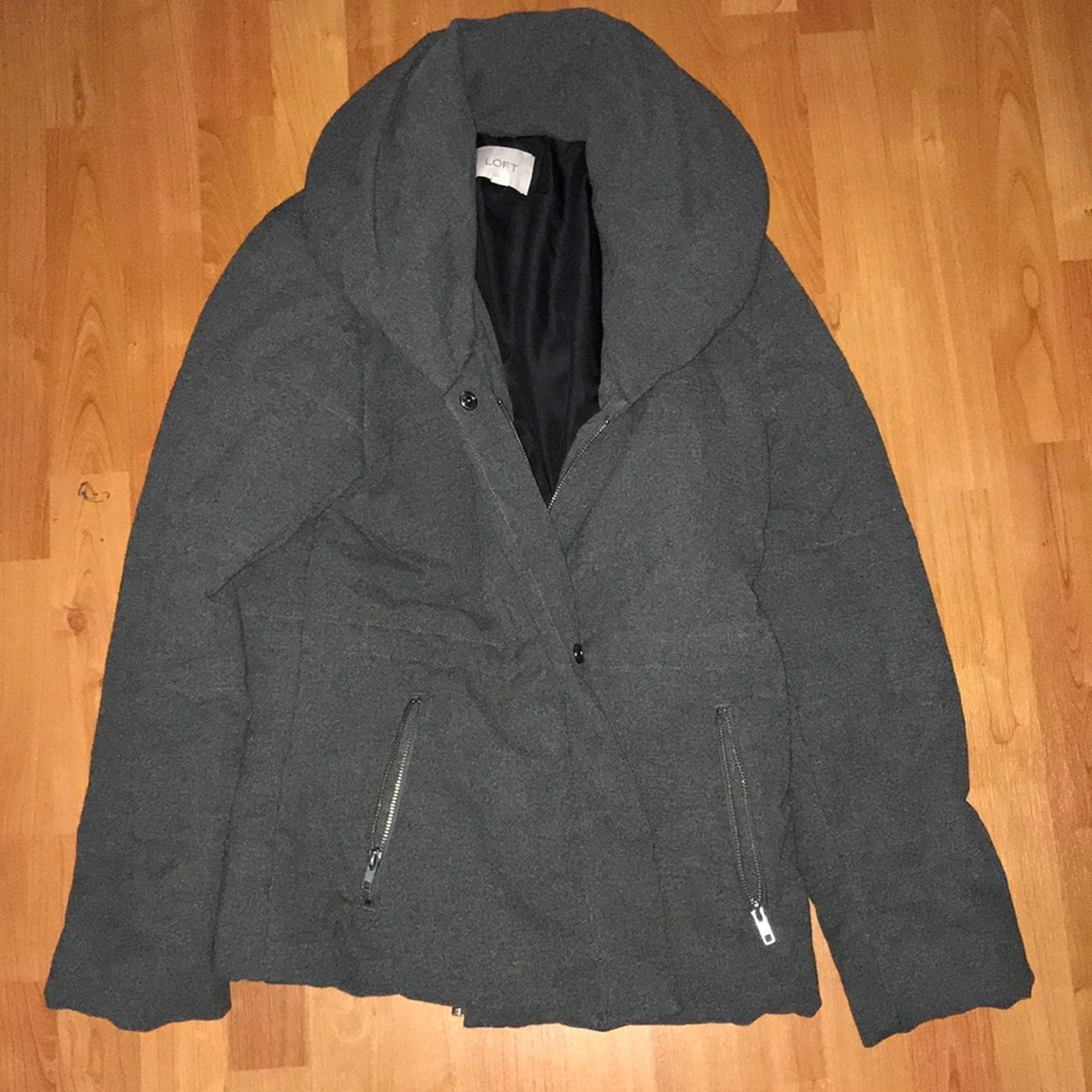 Loft Size Medium Gray Puffy Jacket - image 3